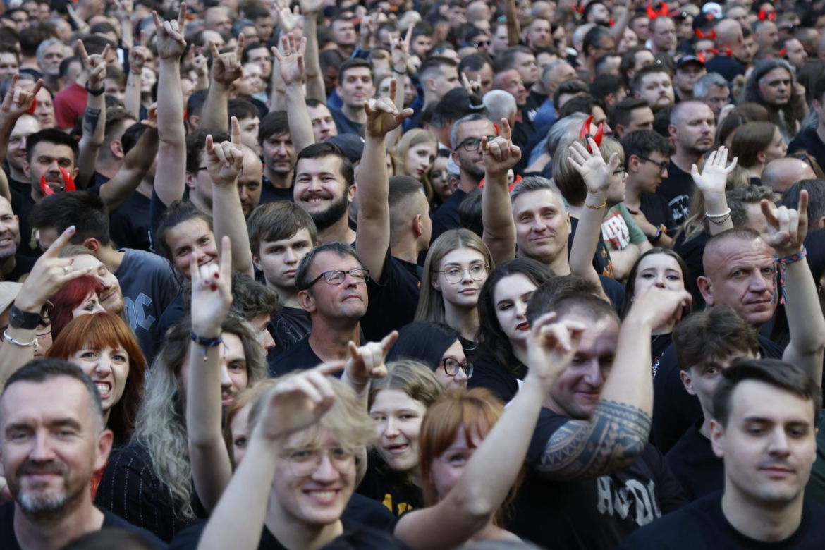 Koncert AC/DC w Warszawie (4.07.2025) - część druga. Organizatorem koncertu jest Live Nation