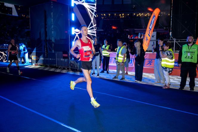 Sukces 12. Tarczyński Nocnego Wrocław Półmaratonu