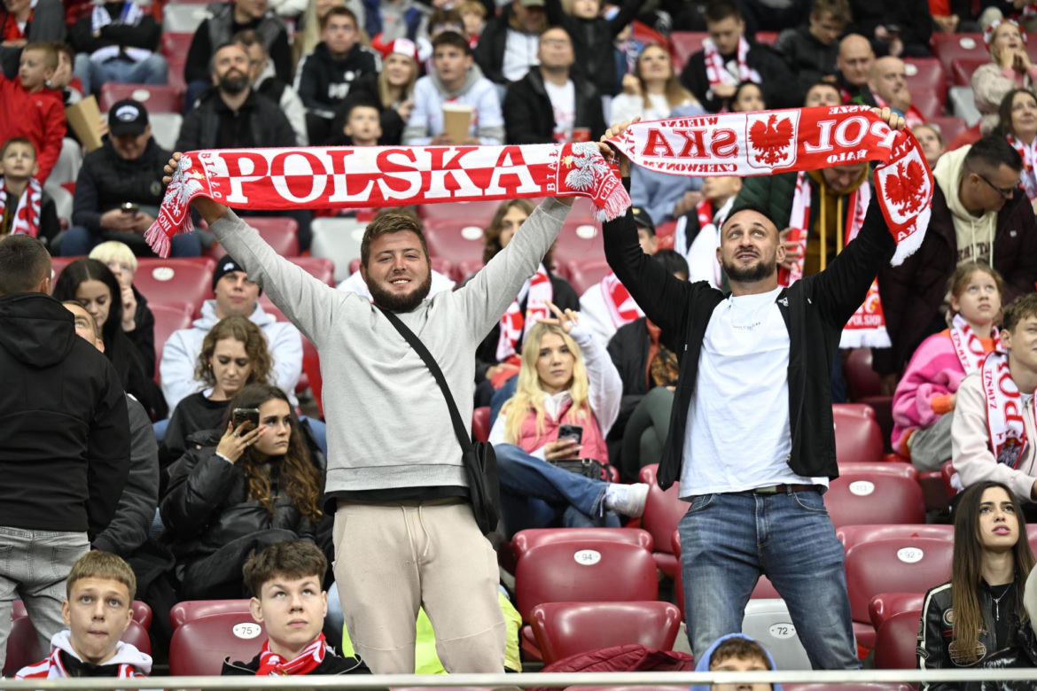 Tłumy kibiców na PGE Narodowym w Warszawie. Polska-Bośnia [ZDJĘCIA]