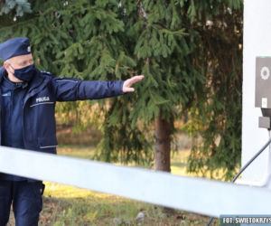 Radiowozy Kia e-Niro dla świętokrzyskich policjantów