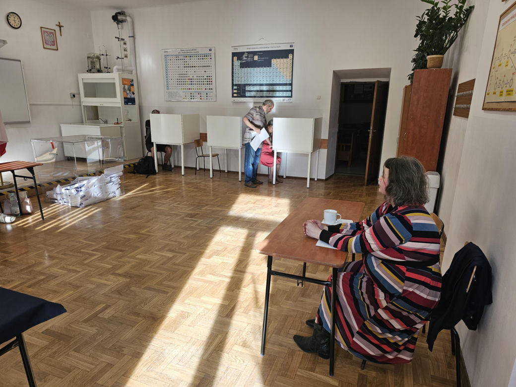 Wybory samorządowe 2024. Rzeszowianie ruszyli do urn [GALERIA]