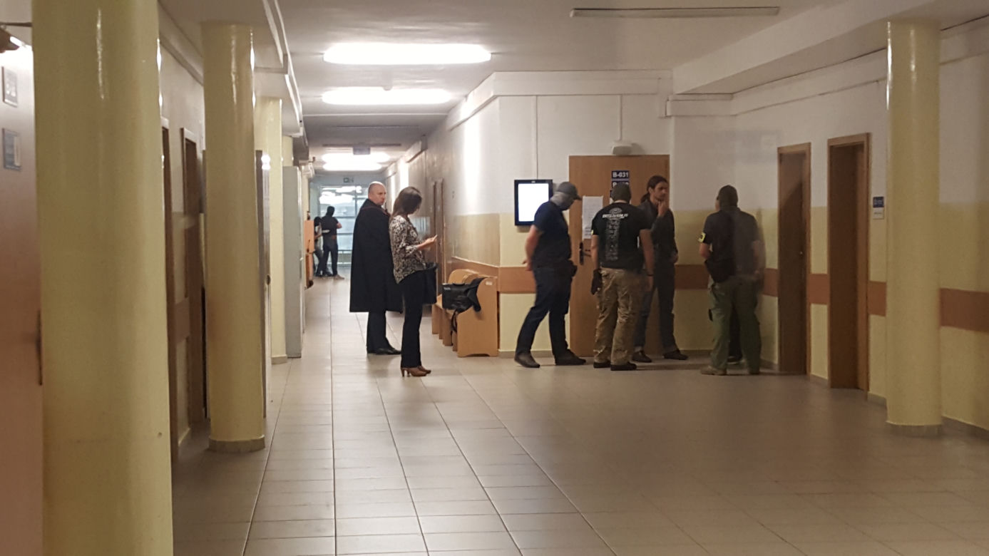 Trwają przesłuchania 11...
