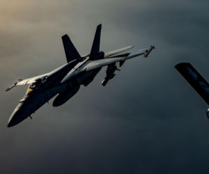 Super Hornety nie pójdą szybko na emeryturę. US Navy inwestuje w modernizacje