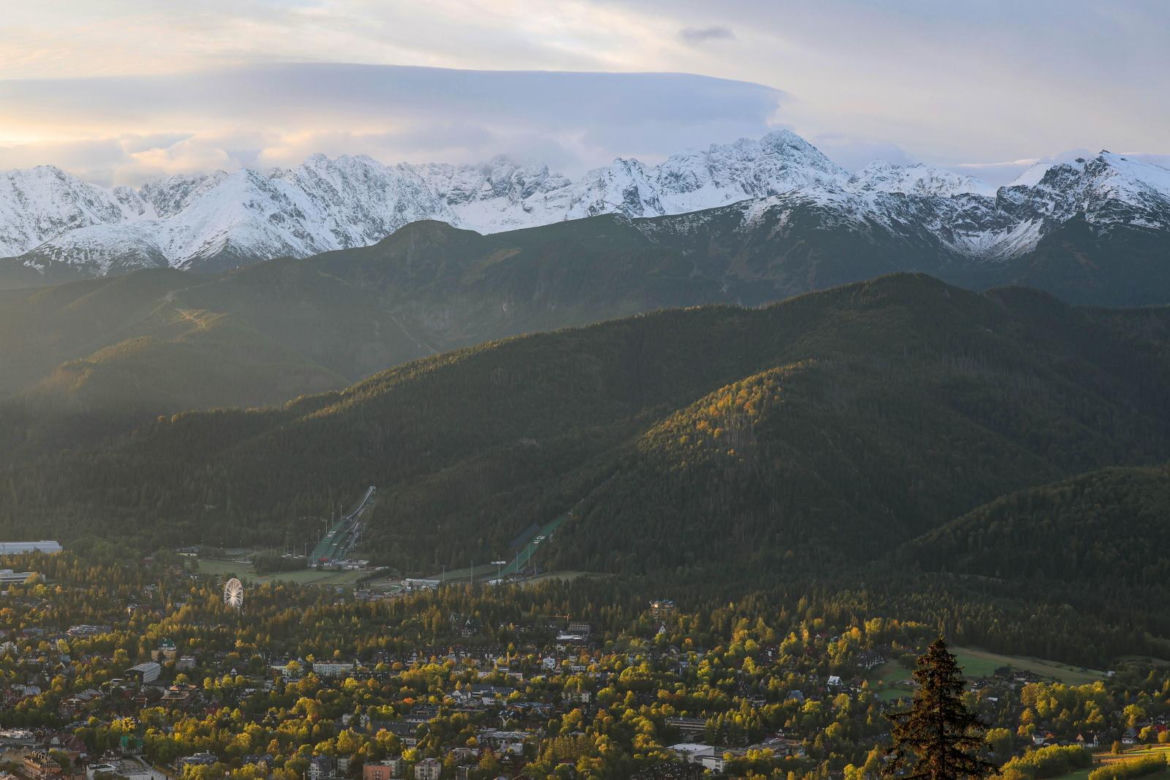 Widok na Tatry po opadach śniegu