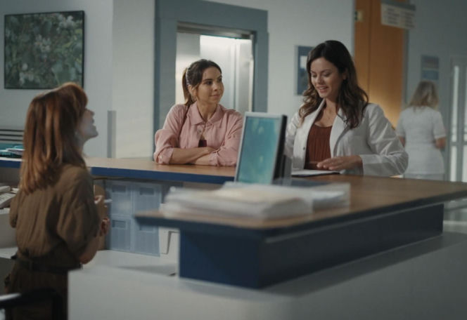 M jak miłość, odcinek 1904. Aneta (Ilona Janyst), Kasia (Paulina Lasota), Kama (Michalina Sosna)