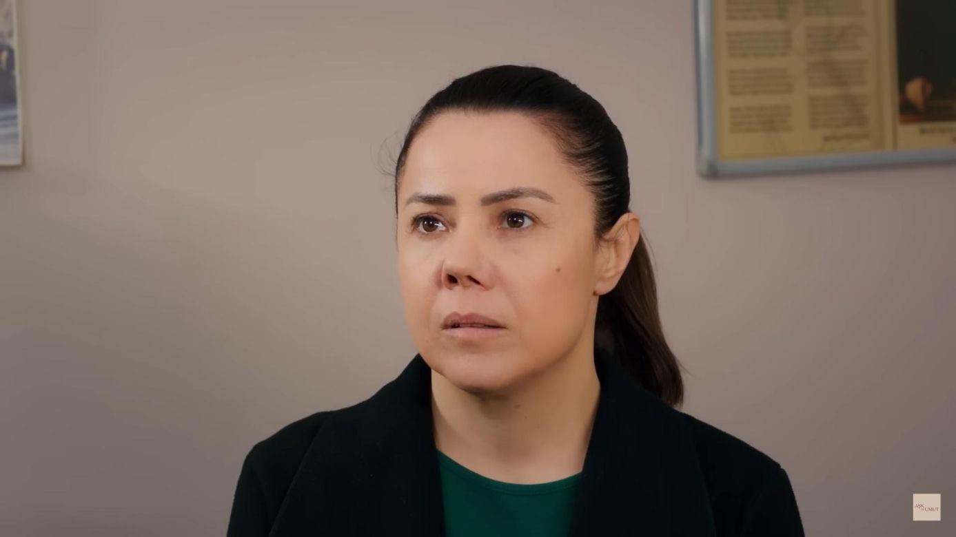 Bülent informuje Gönül, że wyjdzie na wolność