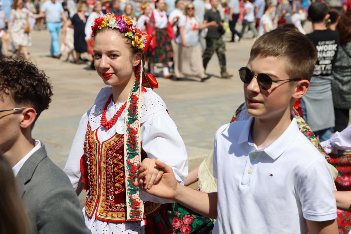 420 par zatańczyło tradycyjnego „Poloneza dla Lublina”! 