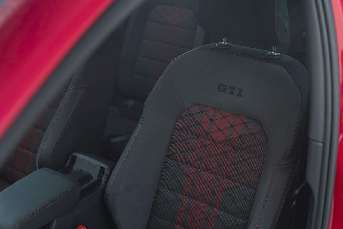 Volkswagen Golf GTI TCR 5D 2.0 TSI 290 KM DSG7