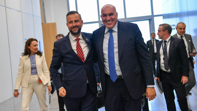 wicepremier - minister obrony narodowej Władysław Kosiniak-Kamysz wziął udział w spotkaniu ministrów obrony NATO w Brukseli
