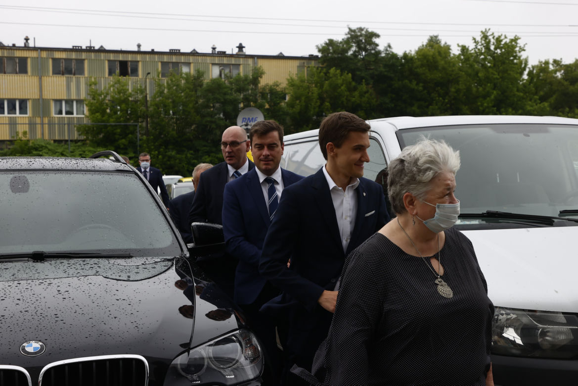 Osobistości przybywaja na konwencję PO