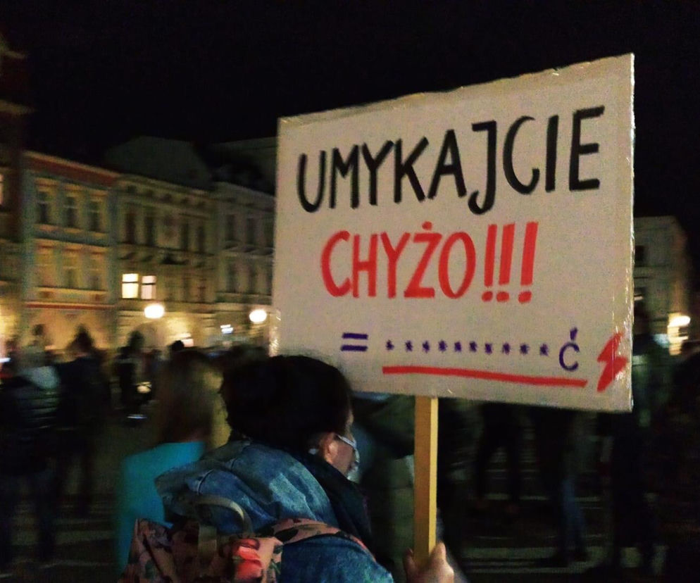 Strajk kobiet. Które hasło najlepsze? 