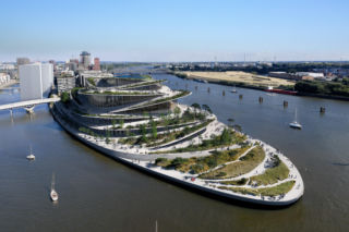 Opera, z której „spuszczą powietrze”. Pokryją ją tarasy i ścieżki, ale wciąż pozostanie monumentalna