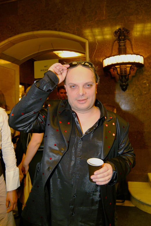 Krzysztof Skiba i jego wizerunek na przestrzeni lat. Tak zmieniał się lider Big Cyca