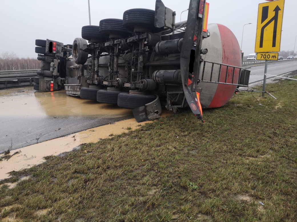 Wypadek na A1 pod Częstochową