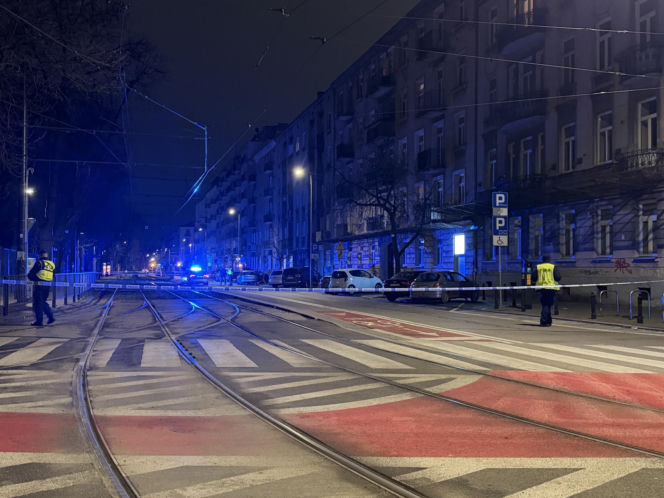 Podejrzany pakunek wstrzymał ruch tramwajów na Pradze. Co się stało?