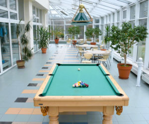 To jedno z najpiękniejszych miast w Śląskiem. Już w PRL-u stało się kultowym ośrodkiem wypoczynkowym