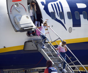 Znowu można latać do Anglii i Irlandii. Ryanair uruchomił połączenia z Łodzi do Wielkiej Brytanii