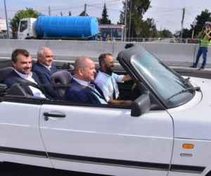 Rajd prezydenckim kabrioletem po nowej drodze
