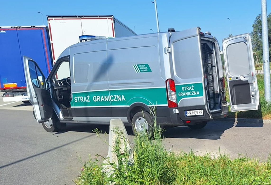 Zatrzymali Hondę i się zaczęło. Syryjczycy nielegalnie przekroczyli granicę z Litwą