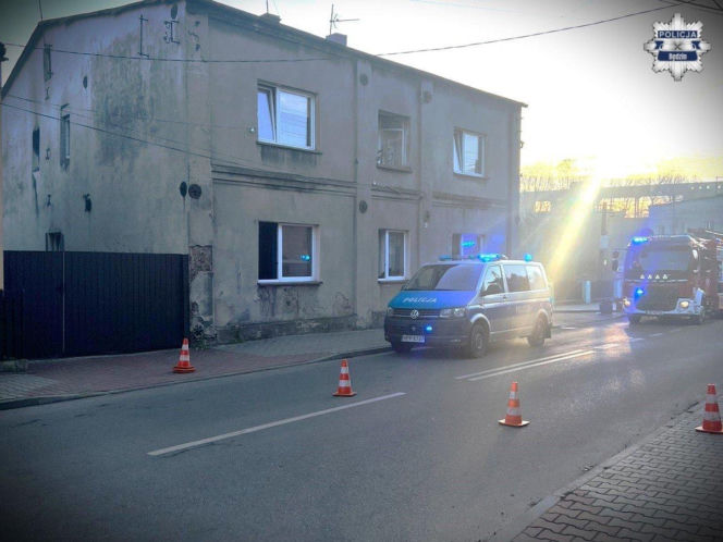 Będzin. Kłęby dymu i ogień w kamienicy. Nie żyje 67-letni mężczyzna