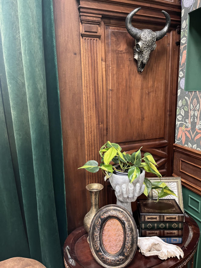 Co naprawdę dzieje się w zamku Zdrajców? Mamy zdjęcia zza kulis hitu TVN!