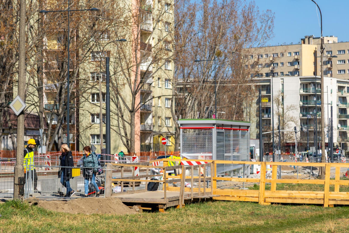 Okolice przystanku autobusowego Batumi na Mokotowie
