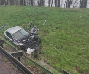 Tragedia na A4. Wypadek śmiertelny na autostradzie. Nie żyją dwie osoby [ZDJĘCIA]