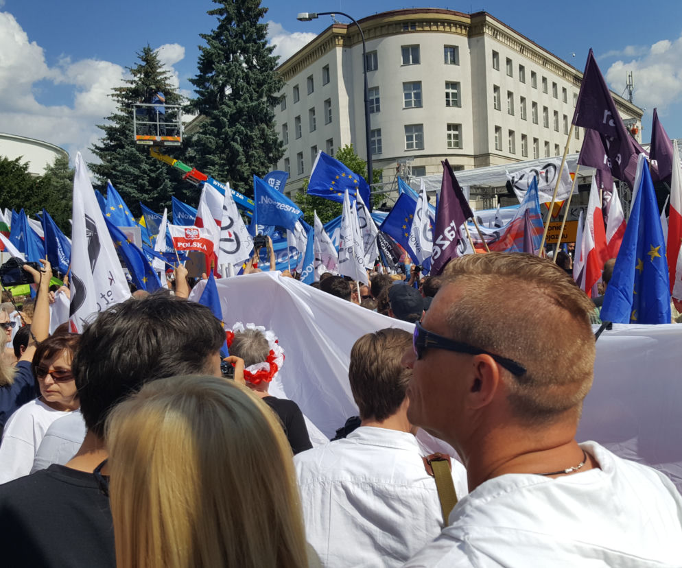 Ulica Wiejska była wypełniona po brzegi