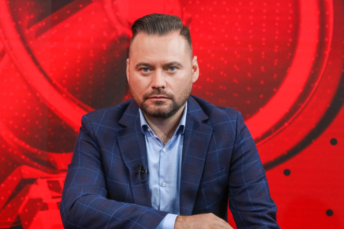 Niewiarygodne, jak kiedyś wyglądał Krzysztof Stanowski. Tak przez lata zmienił się założyciel Weszło, wielka metamorfoza