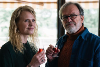 Profilerka sezon 2 - odcinek 13 streszczenie. Tomek dokonuje przełomowego odkrycia: w noc zabójstwa pod firmą Maxa widziano samochód Roberta