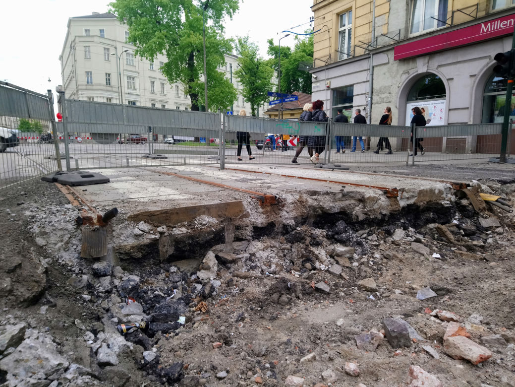 Kraków: Zobacz jak postępują prace przy przebudowie ulicy Krakowskiej