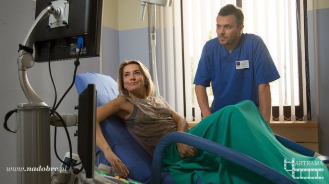 Na dobre i na złe odcinek 581, Hana Goldberg (Kamilla Baar), Piotr Gawryło (Marek Bukowski)