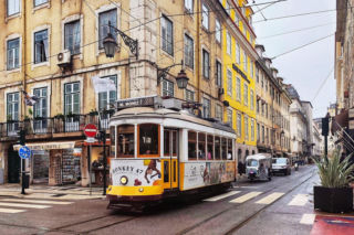 Sztuczna inteligencja wybrała 5 najmodniejszych miast w Europie. Musisz pojechać tam na weekend!