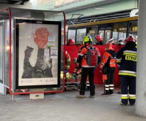 Zderzenie tramwajów na rondzie Starzyńskiego są ranni. Nie było karetek