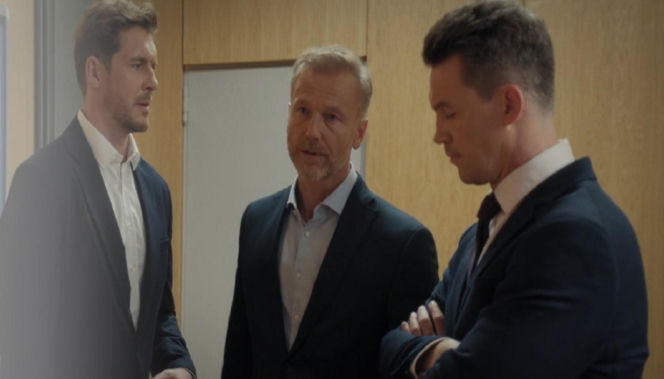 M jak miłość odc. 1913. Marcin (Mikołaj Roznerski), Andrzej Budzyński (Krystian Wieczorek), Jakub Karski (Krzysztof Kwiatkowski)