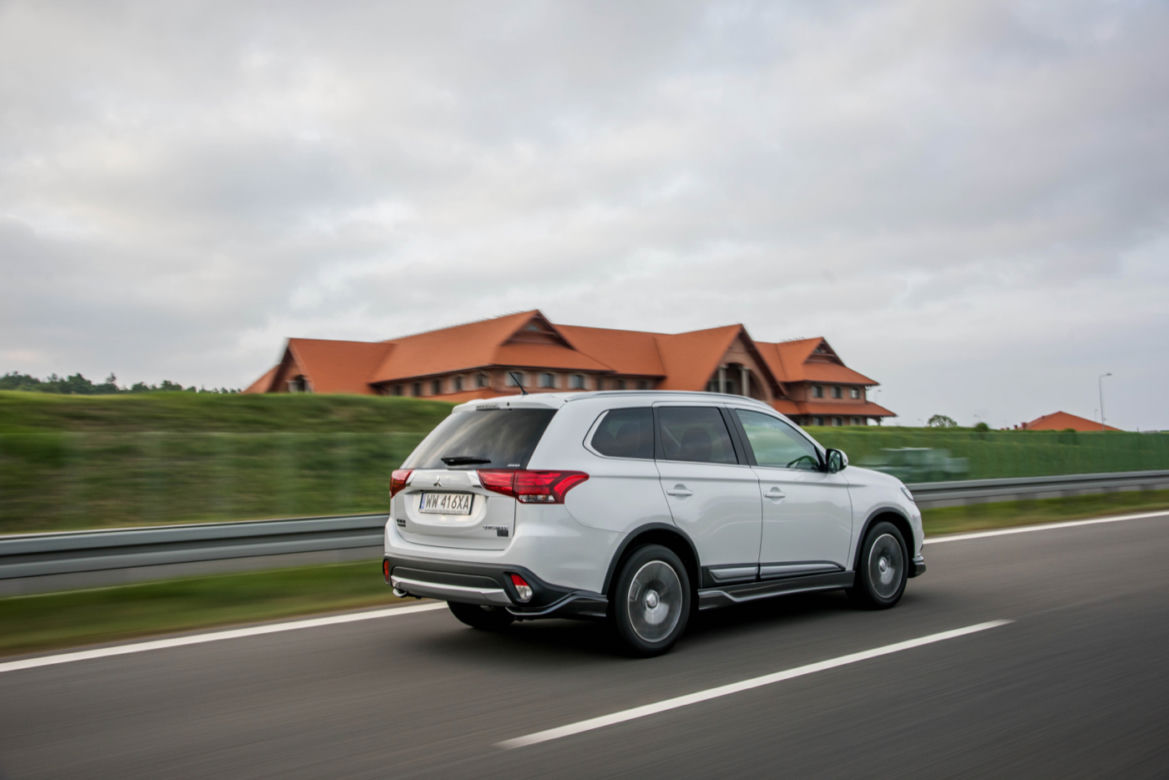 Mitsubishi Outlander lifting 2015