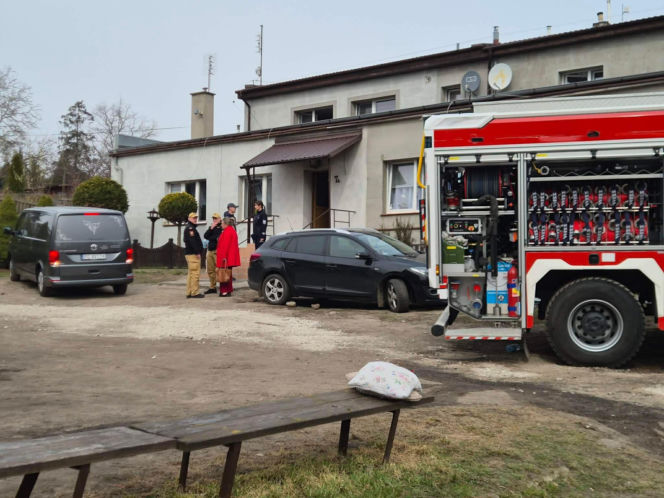 Tragiczny pożar w budynku wielorodzinnym. Dwoje małych dzieci nie przeżyło!