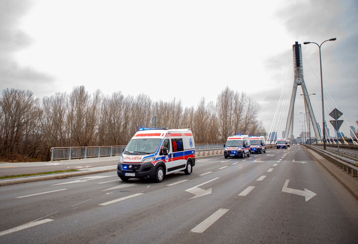 29 supernowoczesnych ambulansów dla Warszawy