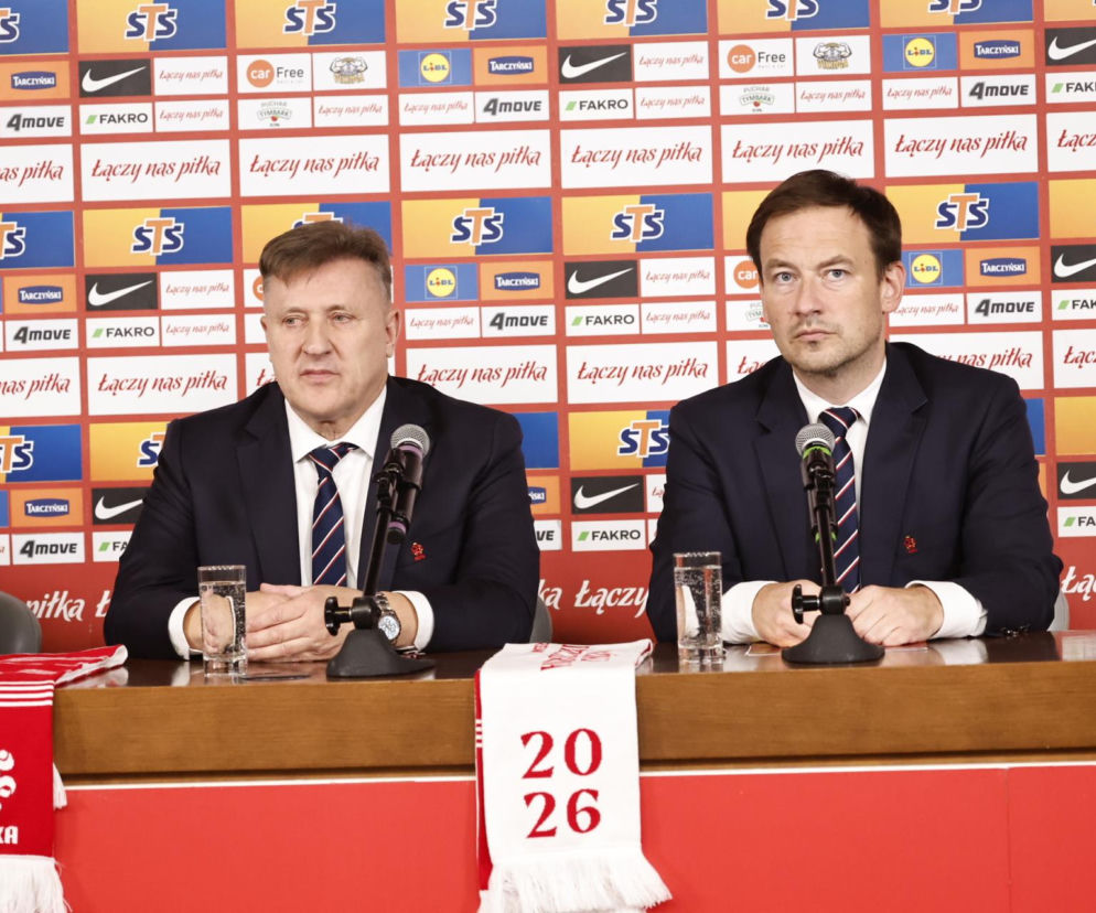 Cezary Kulesza i Łukasz Wachowski podczas konferencji. O utracie sponsora przez PZPN przeczytasz na Eska.