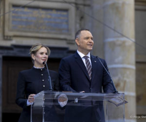 Narodowe czytanie z Karolem i Martą Nawrockimi