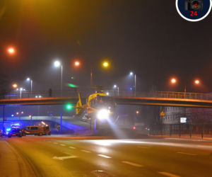 Jechał pod prąd i zmiażdżył nadjeżdżający samochód. Śmiertelny wypadek na Mokotowie