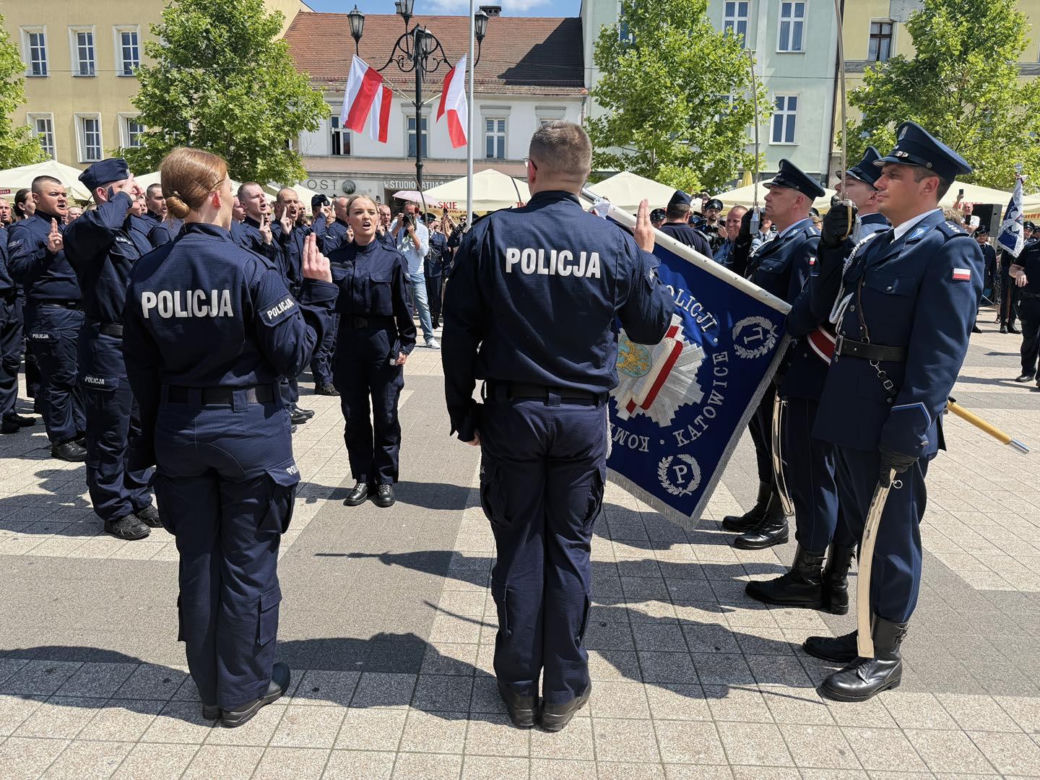 Ślubowanie nowych policjantów Śląskiej Policji
