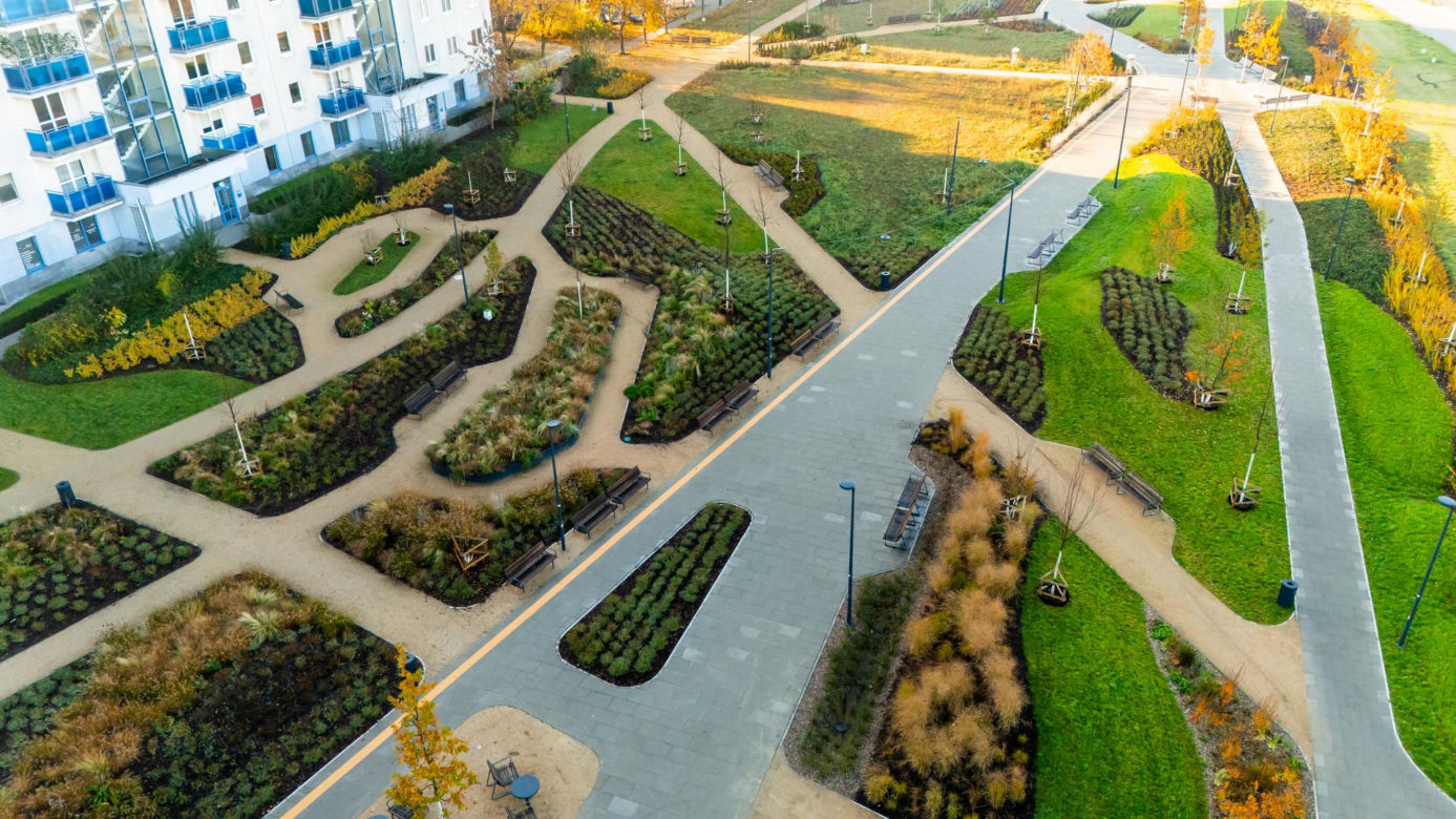 Park nad Południową Obwodnicą Warszawy w marcu 2026 r.
