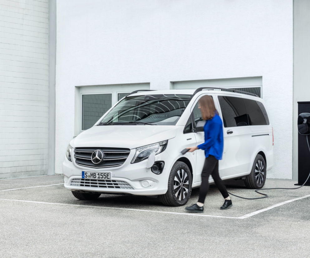 Mercedes-Benz eVito Tourer 