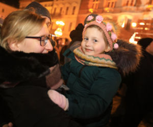 Toruń przywitał rok 2020! Popłynął deszcz konfetti!