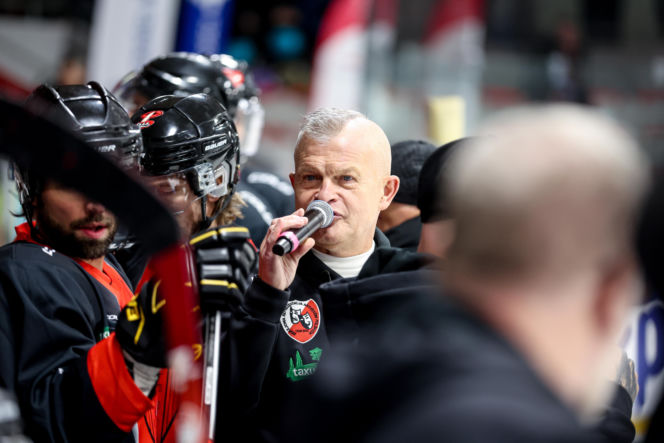 Mecz hokejowy Reprezentacji Artystów Polskich i Przedsiębiorców