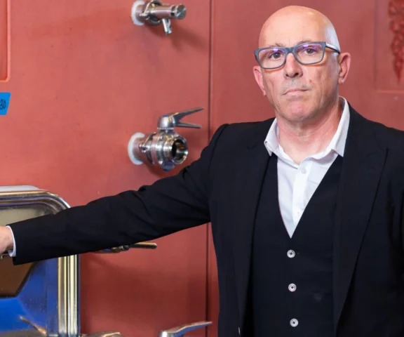 Maynard James Keenan rusza z nowym biznesem. Wokalista otworzy restaurację z sushi