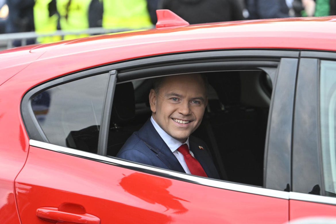 Wielka podwyżka pensji dla Nawrockiego po wygranej! Tyle będzie zarabiał