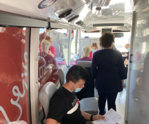 Krwiobus zaparkował na Rynku w Nowym Sączu