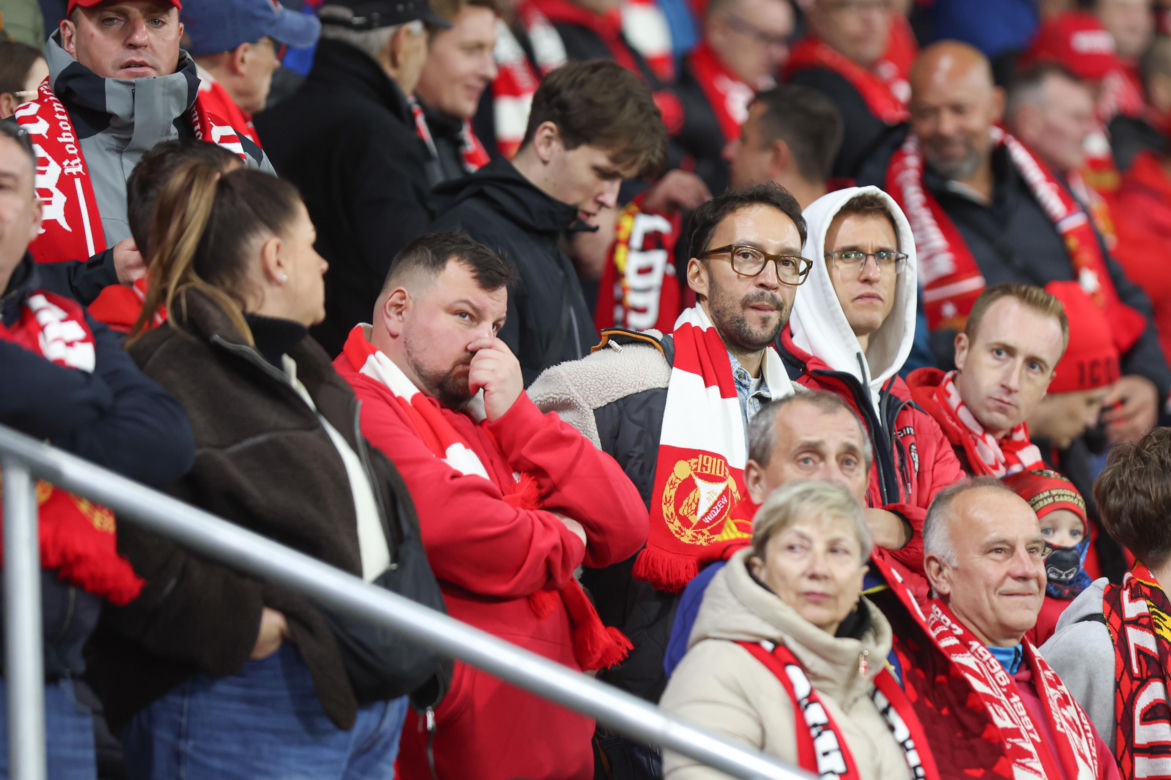 Widzew Łódź - Górnik Zabrze: Zdjęcia kibiców i zawodników z klasyku w ramach 12. kolejki PKO BP Ekstraklasy